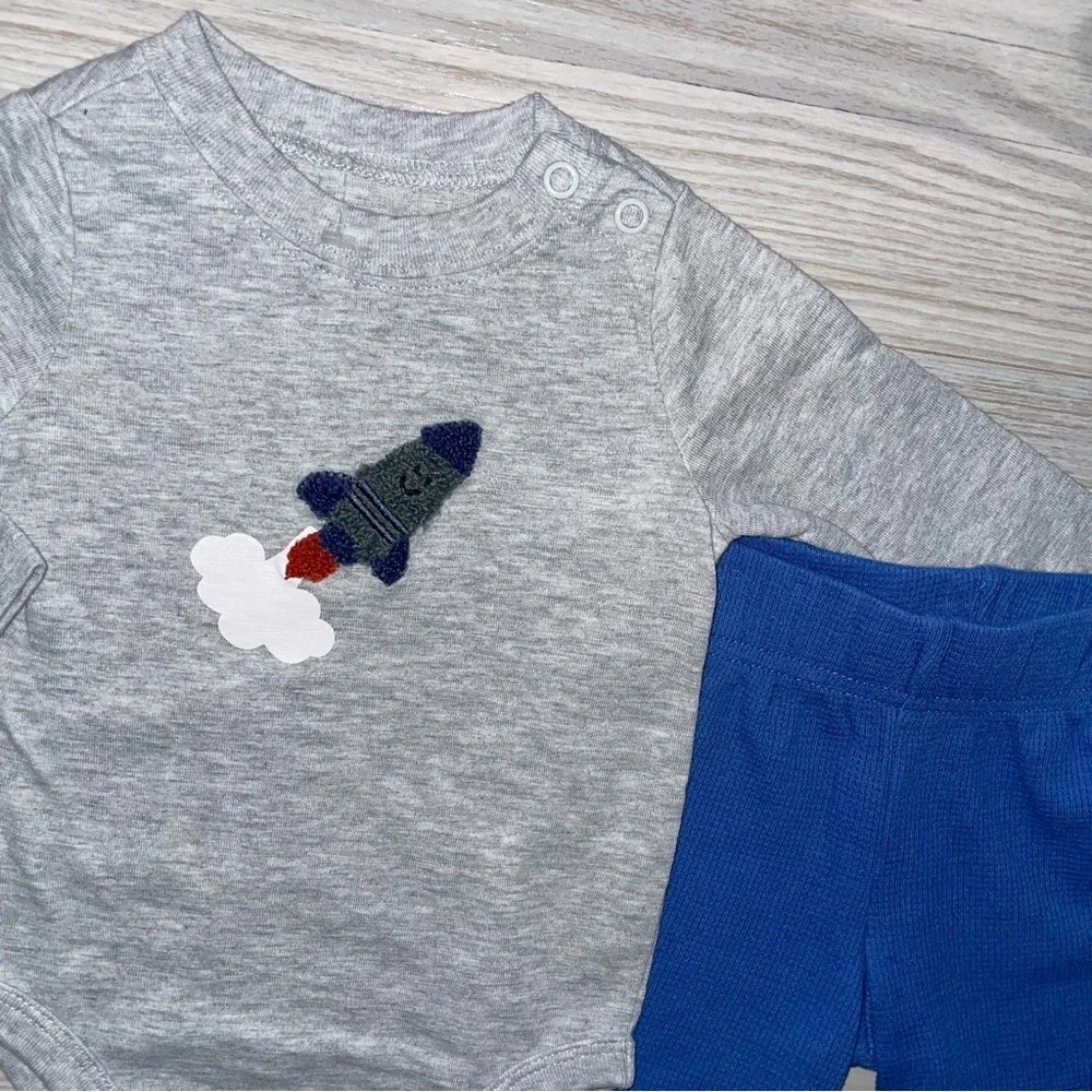 Garanimals Baby Boys Rocket Two-Piece Outfit 3–6 Months